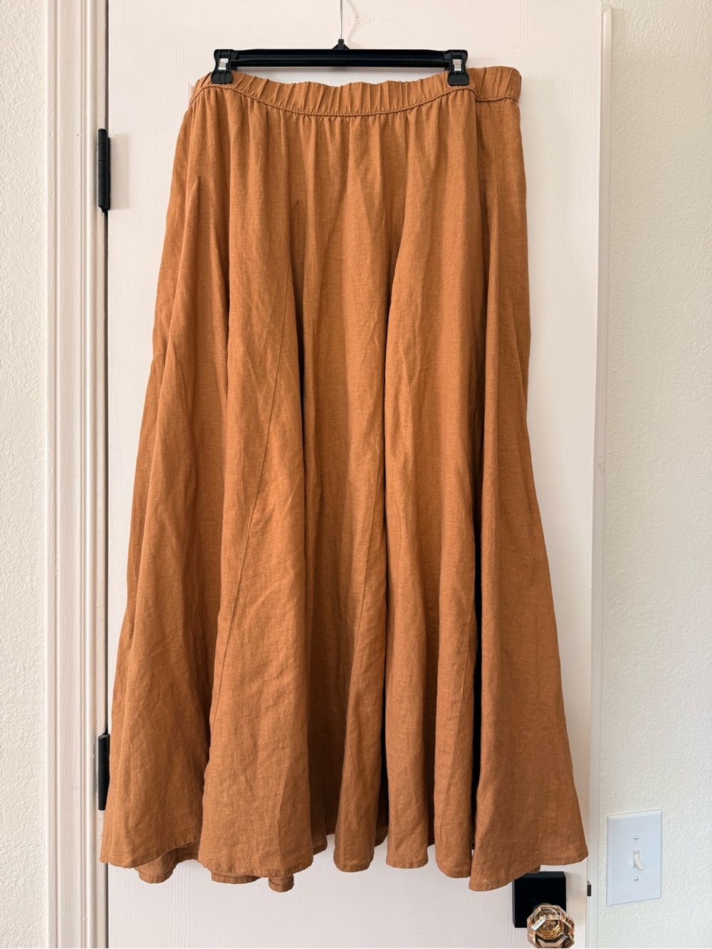 Universal Thread - Flowy Maxi Skirt in Warm Tan